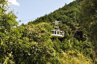 葛城山 ロープウェイ01.jpg